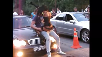 embrasser un joueur sexy cochonne de tennis sur fond d'anus cassé