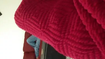 Mari avec un ami embrassant cochonnes matures francaises sa femme sur le banc du dressing