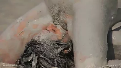 douce blonde aux gros seins se video cochonne en francais doigte la chatte