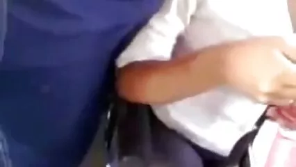 Salope potelée ligotée porno slope et clouée dans l'anus en se masturbant, bébé