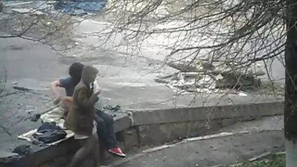 Ramassage organisé sexe en groupe avec une Française video xxx cochonne dans la rue